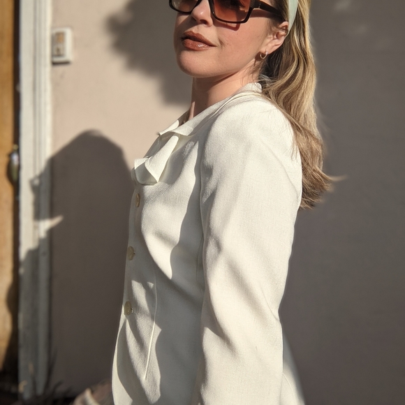 Preppy Ruffle Collar Blazer - Picture 4 of 7